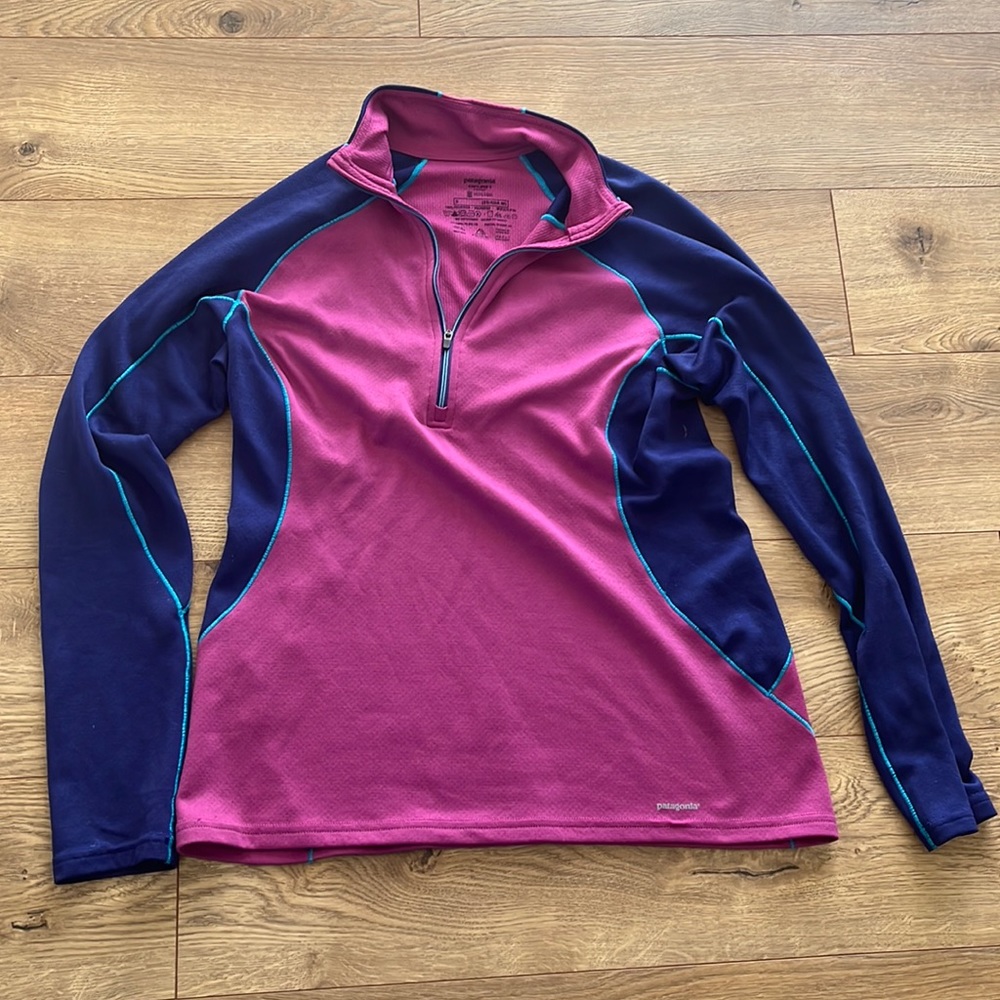 Patagonia woman’s small capilene 3 midweight